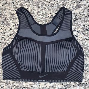 Nike Women’s Sports Bra